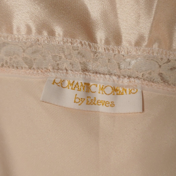 Vintage Nightie - Picture 5 of 6